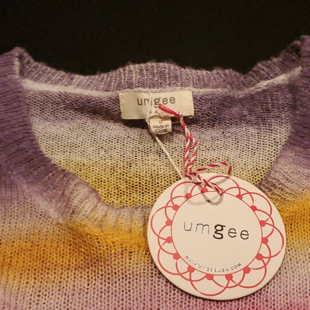 Umgee Light Sweater - Picture 3 of 4